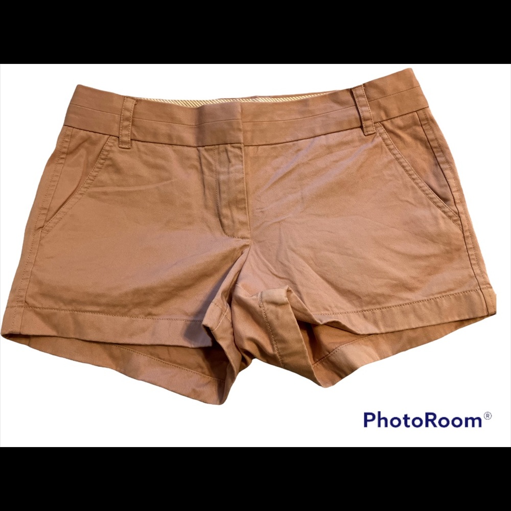 J CREW CHINO SHORTS SIZE 4, NEW WITHOUT TAGS.
